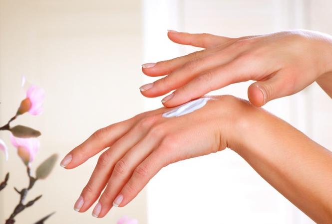 Кремы для рук снабжают кожу энергией